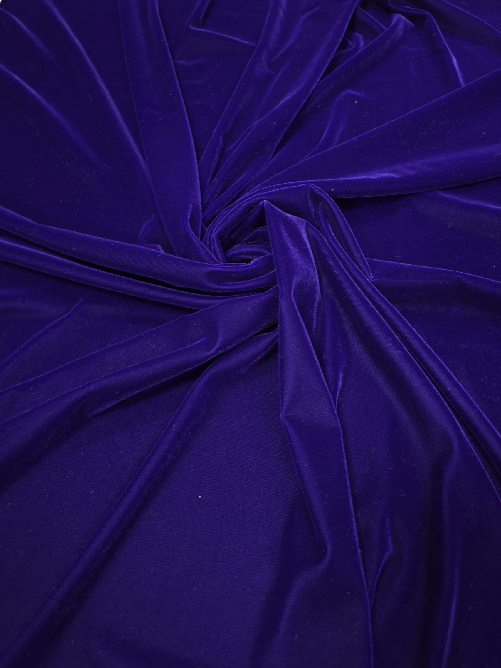 Catifea de matase mov indigo