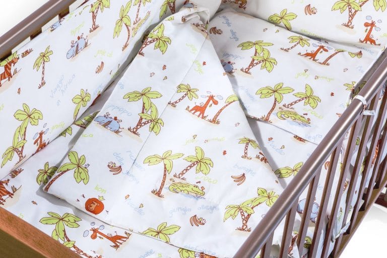 Set patut bebe 4 piese Jungle, cearceaf elastic 60x120, pilota bumbac