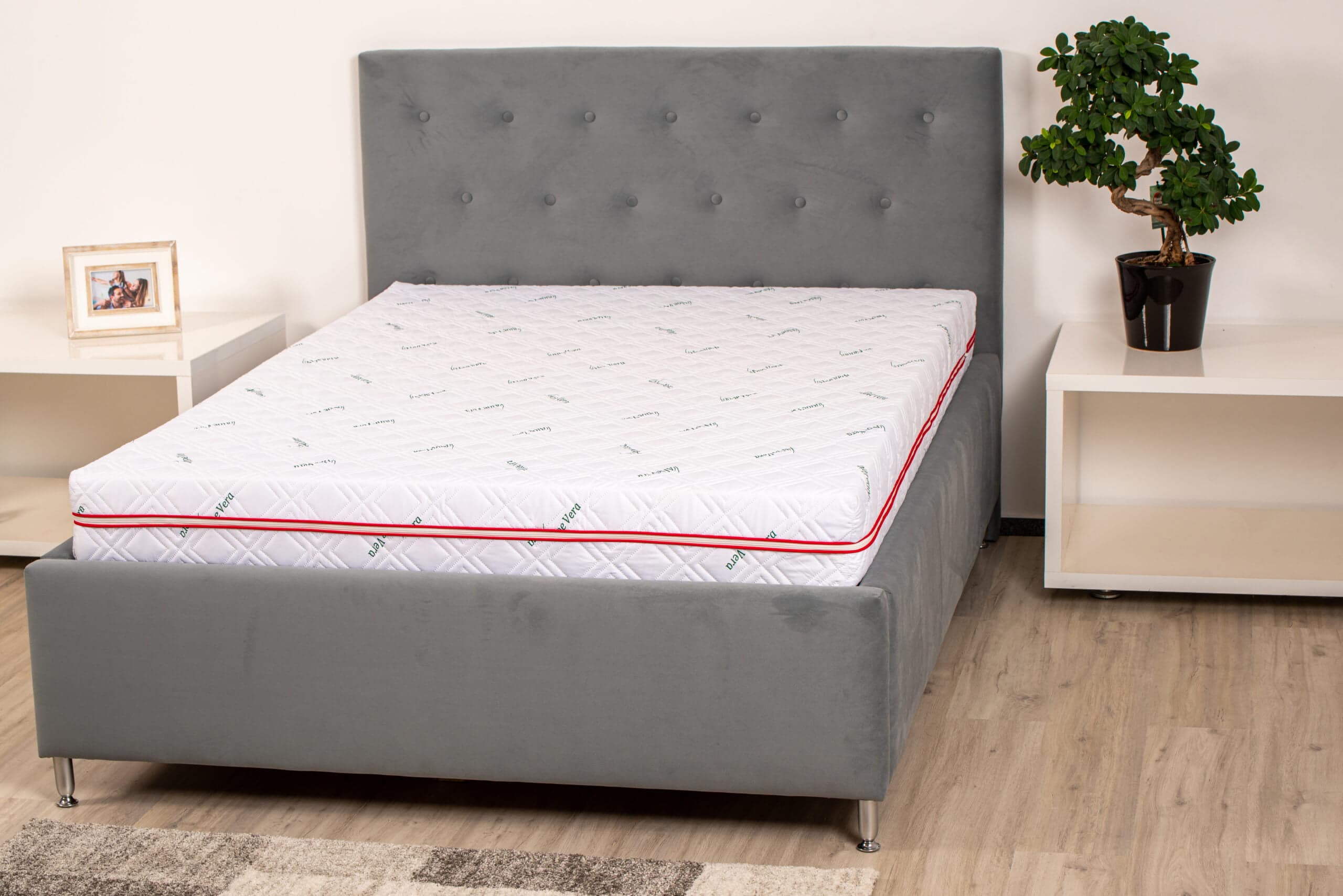 Saltea cu memorie Aloe Vera 160x200 cm, husă detașabilă, fermitate medie