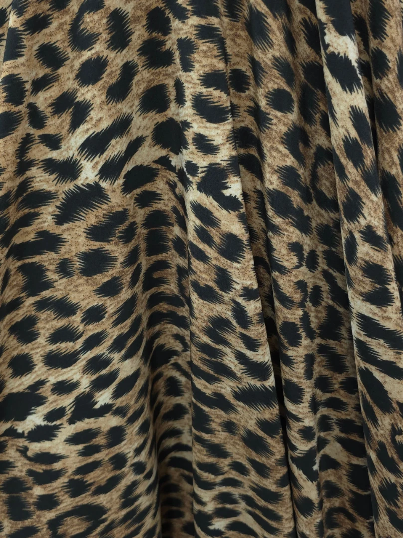 Matase tip piersica animal print bej