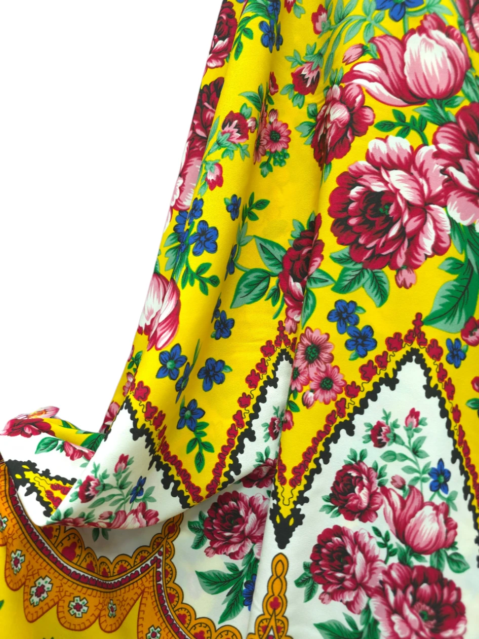 Matase imprimeu traditional galben