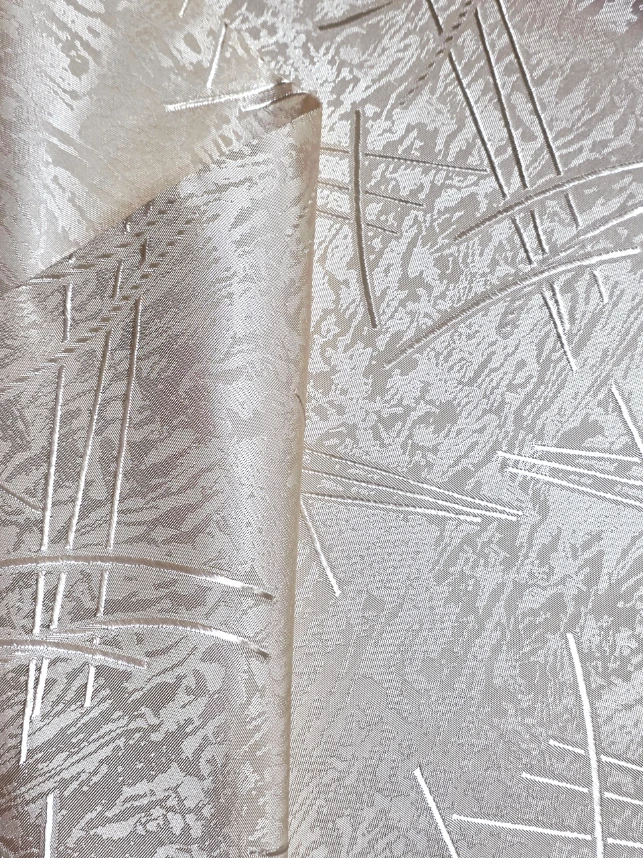 Material decor, fete de masa si draperii grej