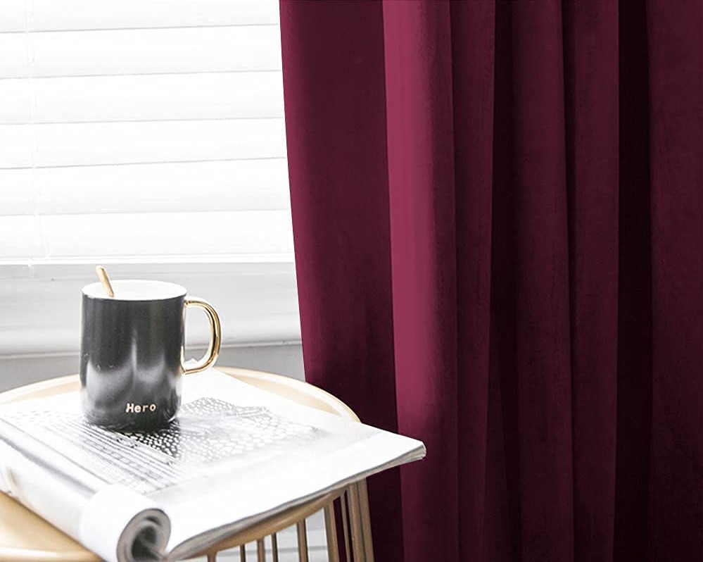 Material draperie catifea grena