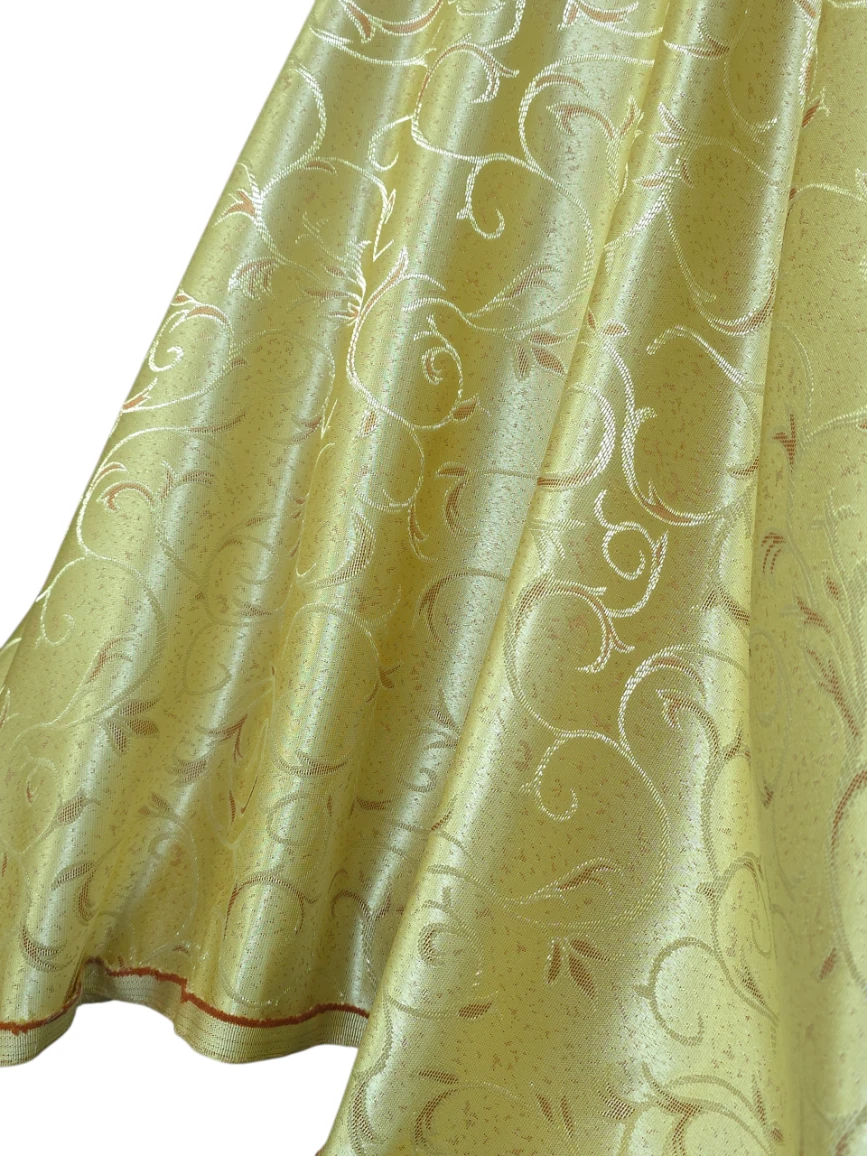 Material draperie bej auriu cu model ramurele