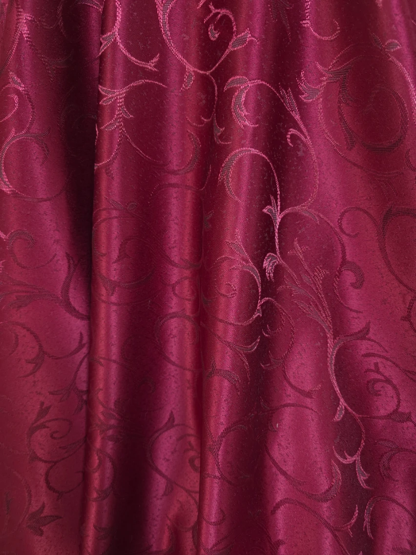 Material draperie grena cu model ramurele