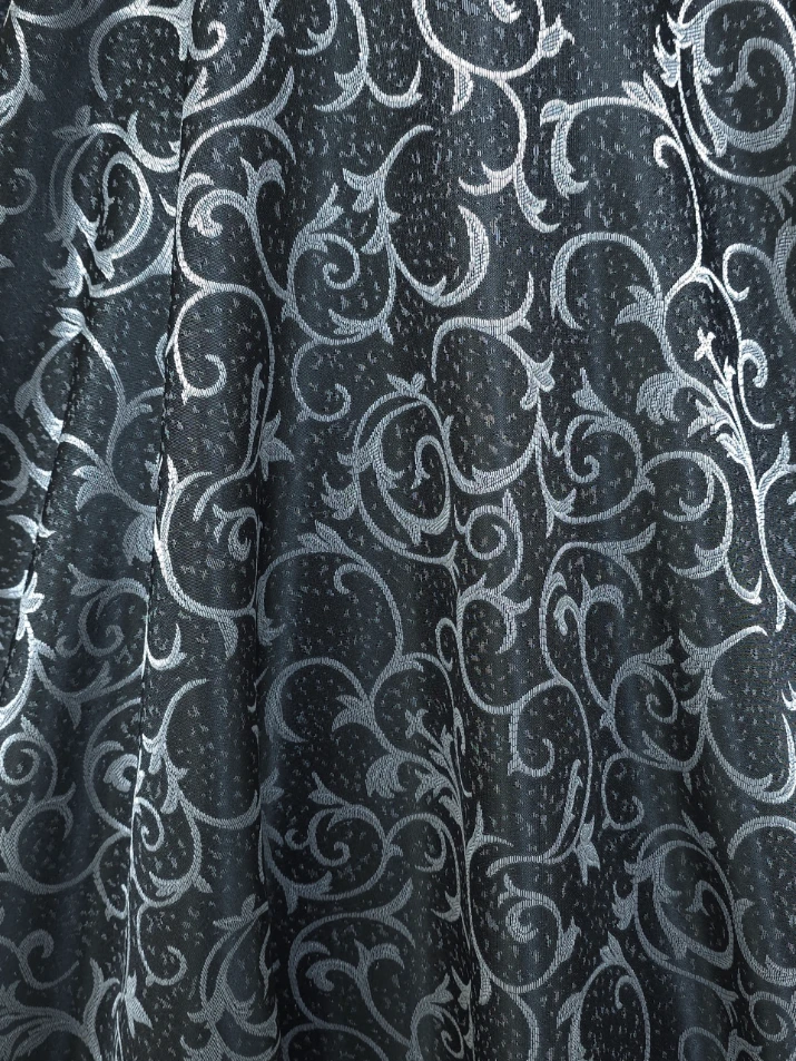 Material draperie negru cu model ramurele argintii