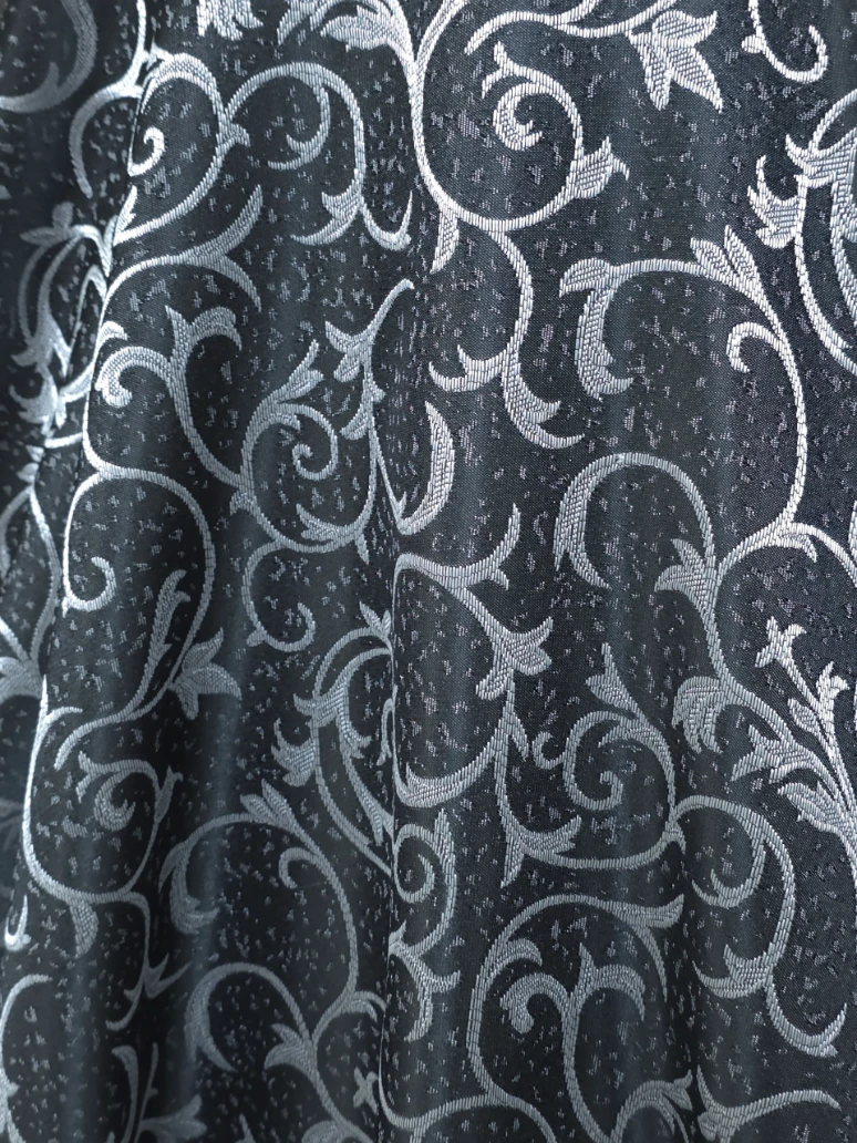 Material draperie negru cu model ramurele argintii