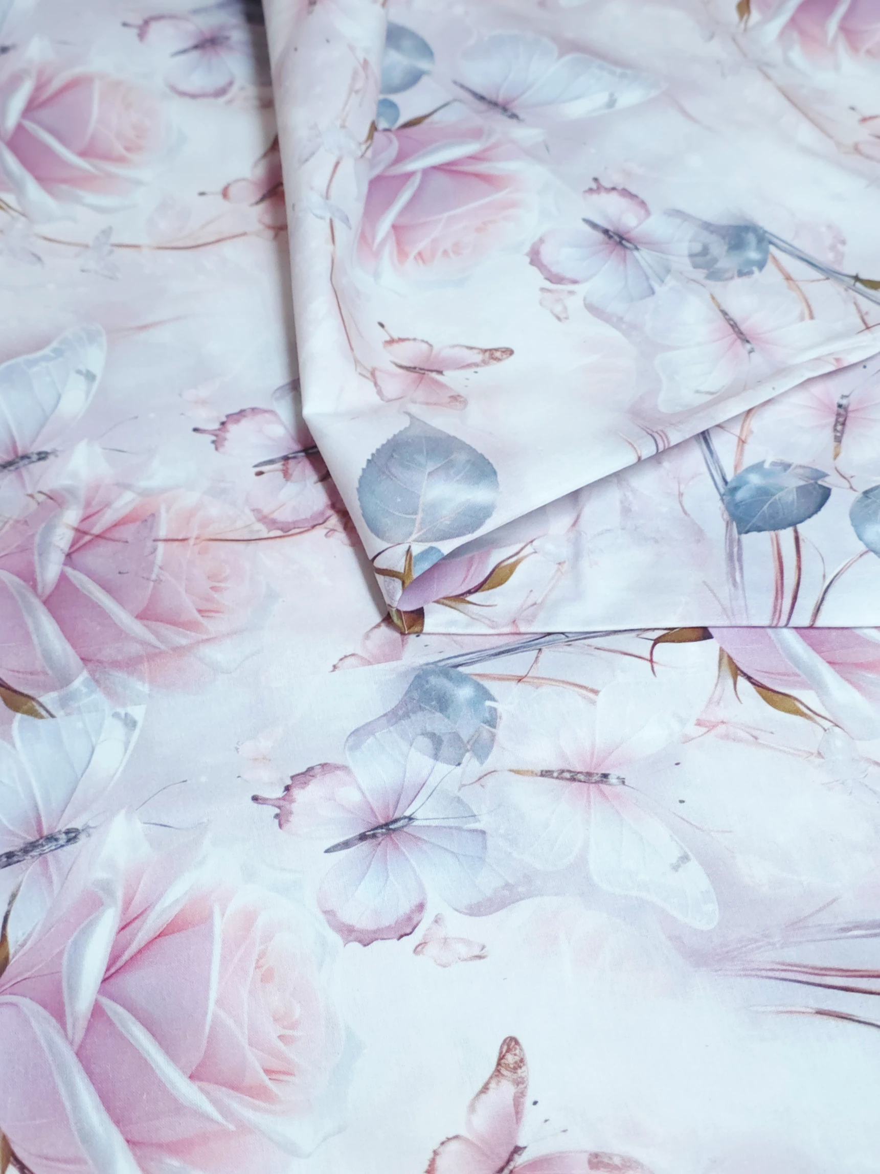 Bumbac ranforce premium Rose Butterfly Whisper