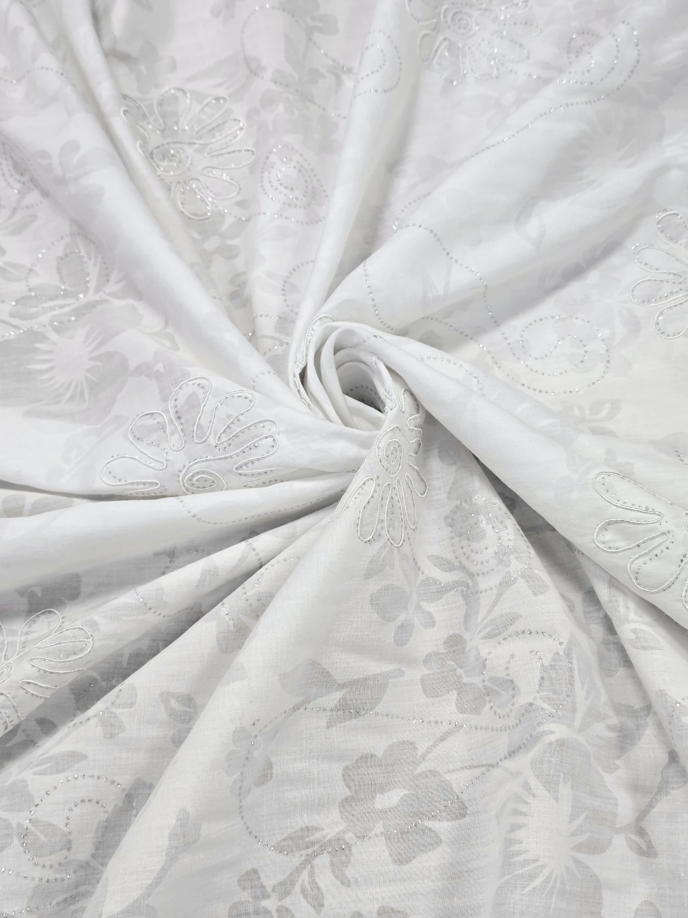 Poplin ivoire brodat model floral