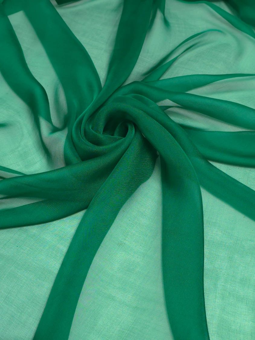 Matase naturala voal verde smarald