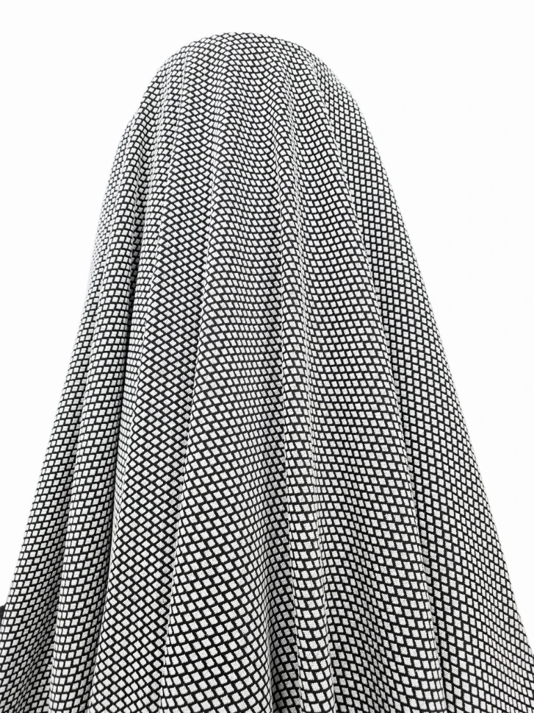 Brocart alb-negru cu model tip fagure