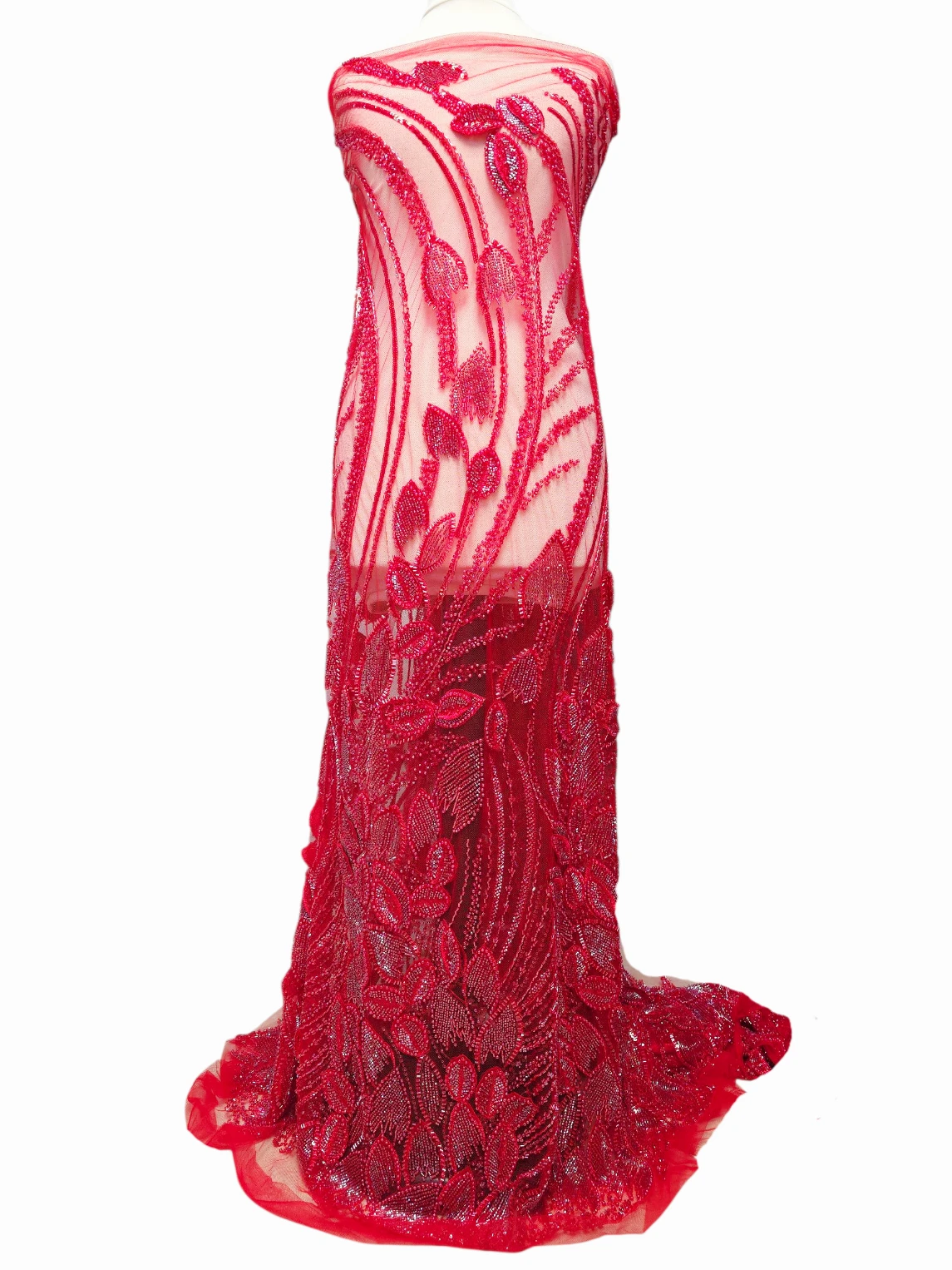 Broderie brodata cu margele rosie model floral