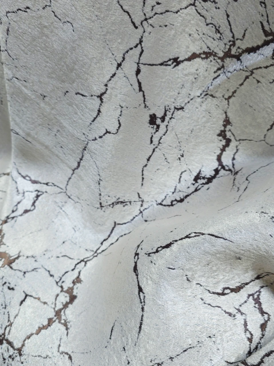 Material draperie bej model marmura