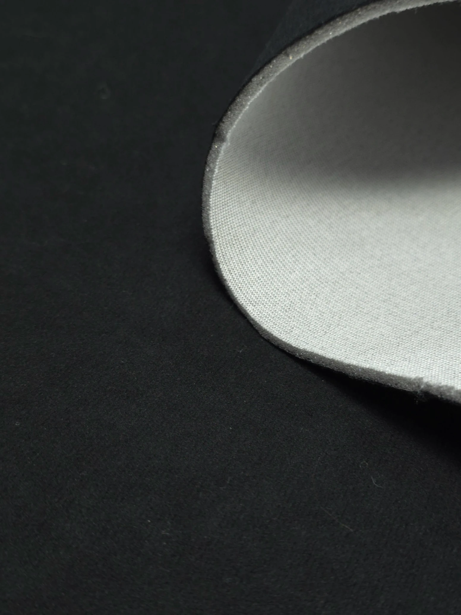 Tesatura tip Alcantara buretat neagra tapiterii capitonaje auto