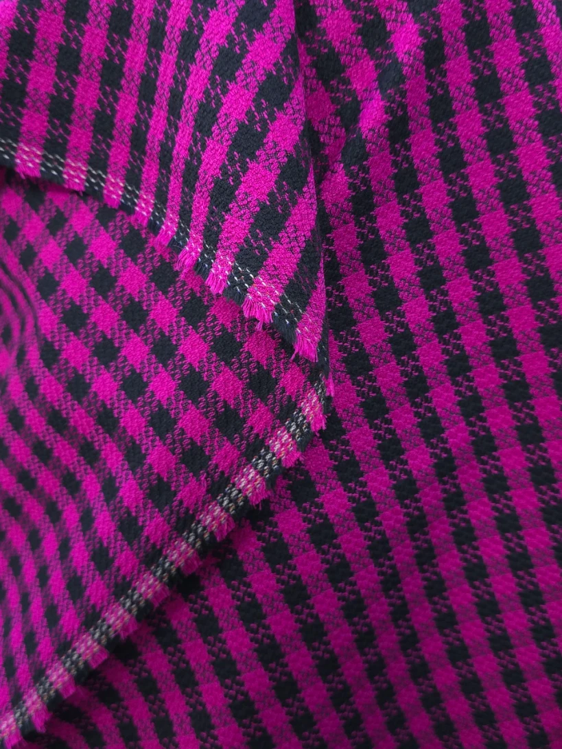 Stofă cu lana carouri mici fucsia-negru