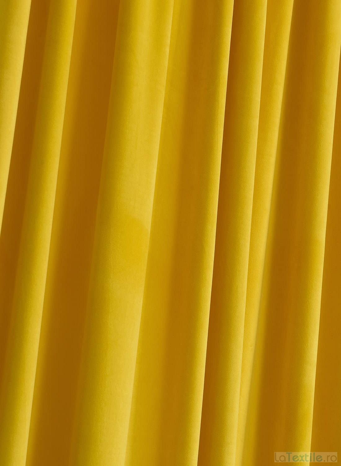 Material draperie catifea galbena