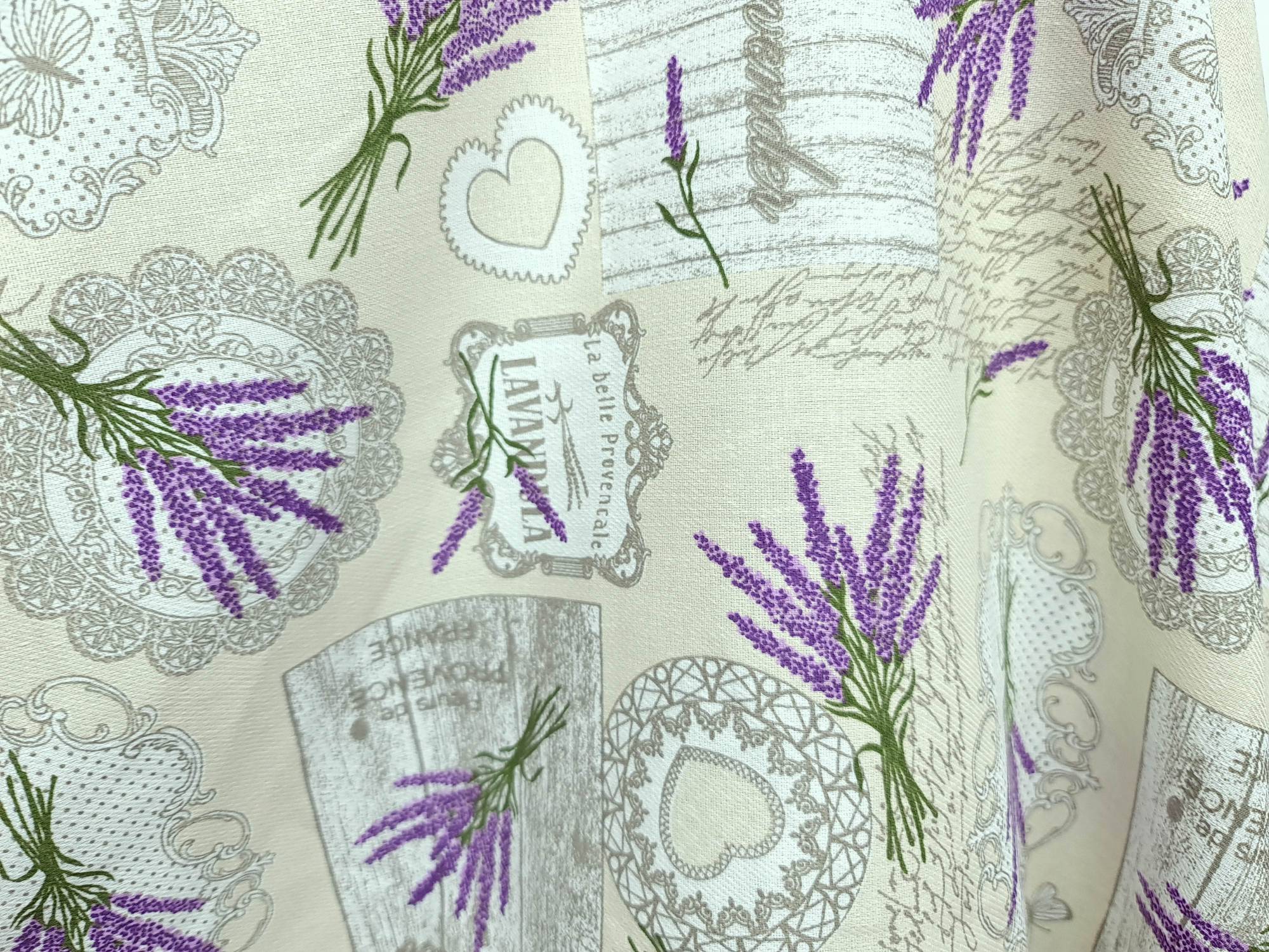 Material decor sau fete de masa imprimeu lavanda