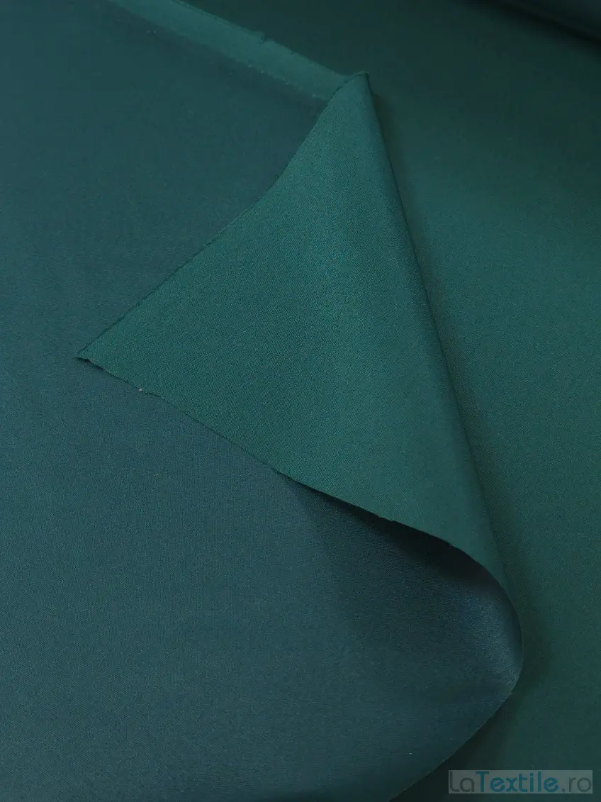 Material impermeabil verde inchis