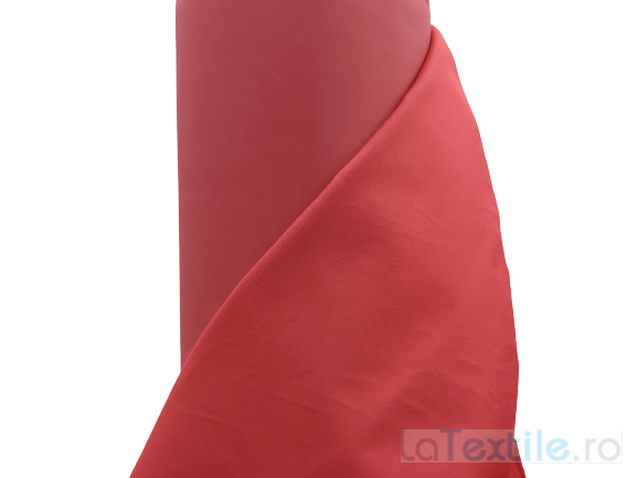 Material impermeabil rosu