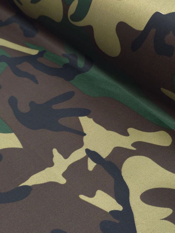 Material impermeabil camuflaj verde