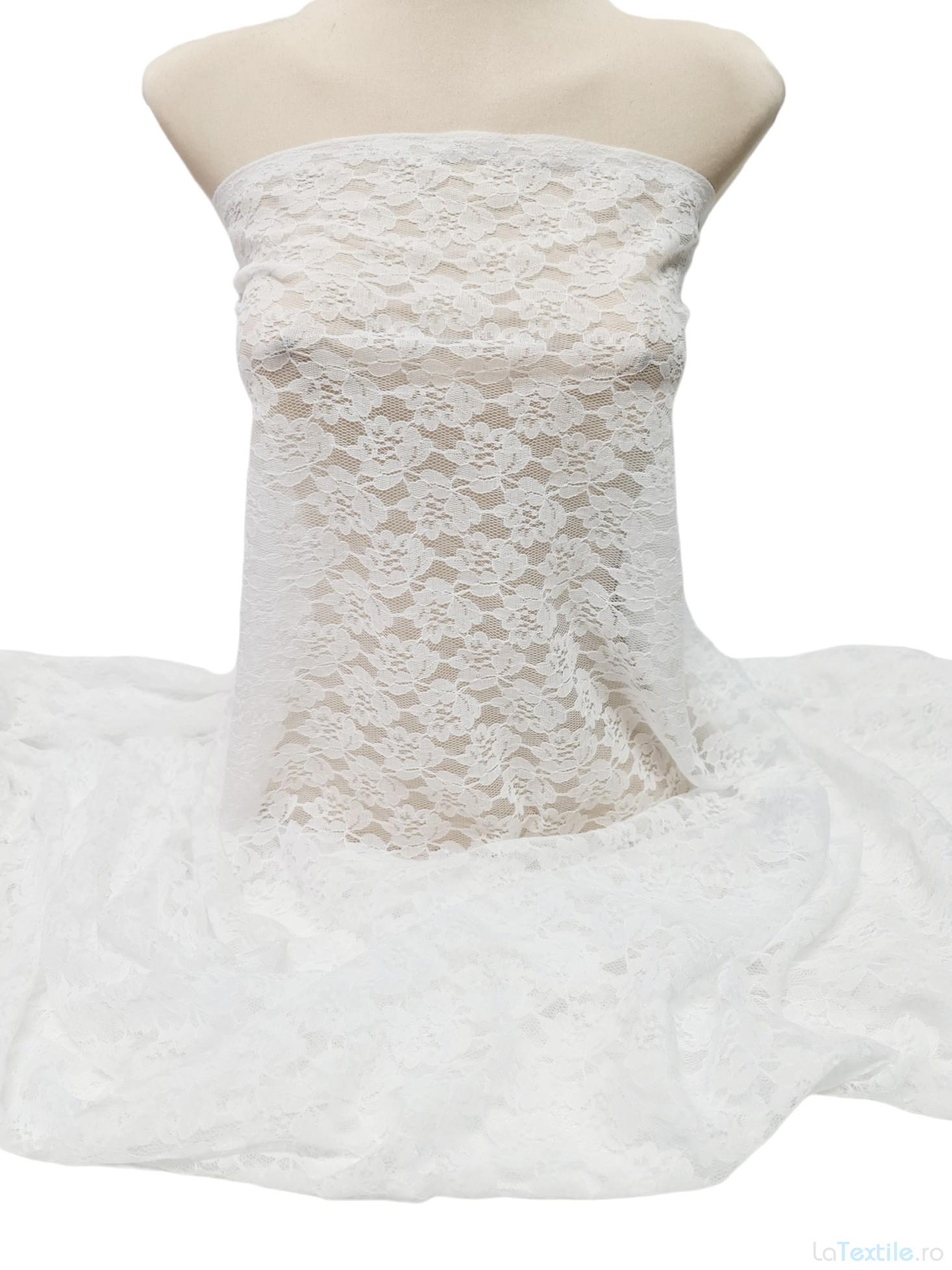 Dantela alba tip chantilly model des