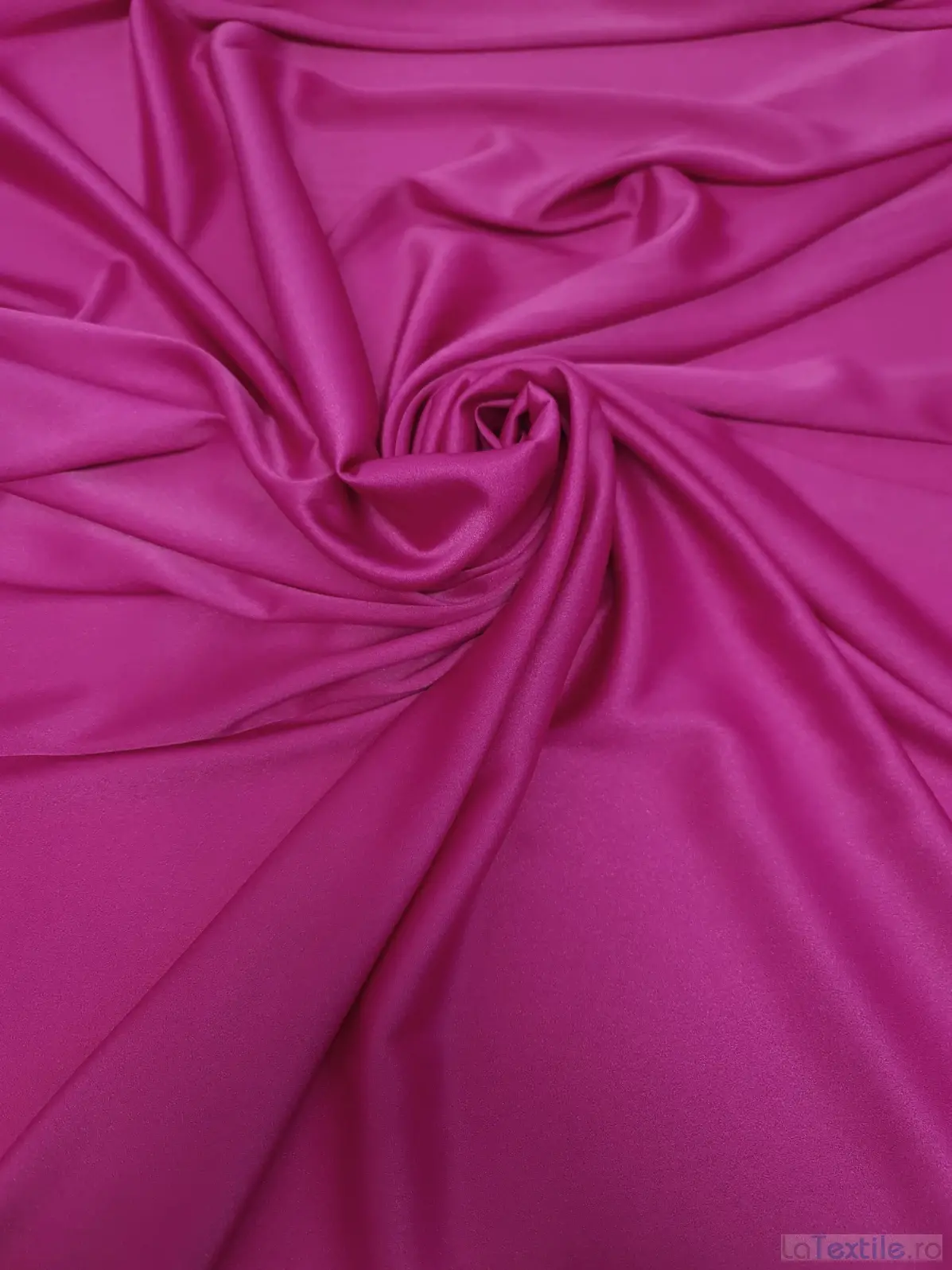 Triplu voal candy fucsia
