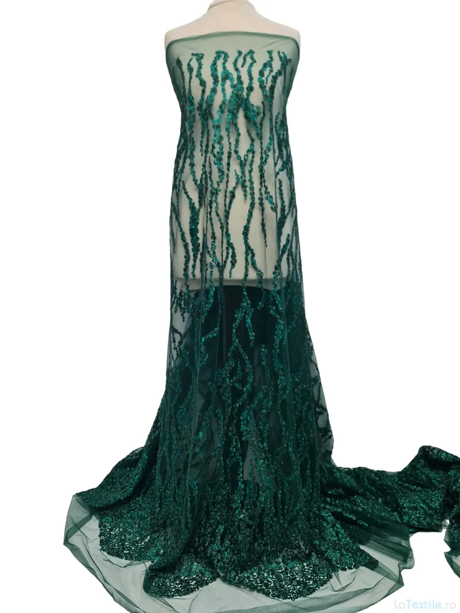 Dantela pe tul verde inchis model lant