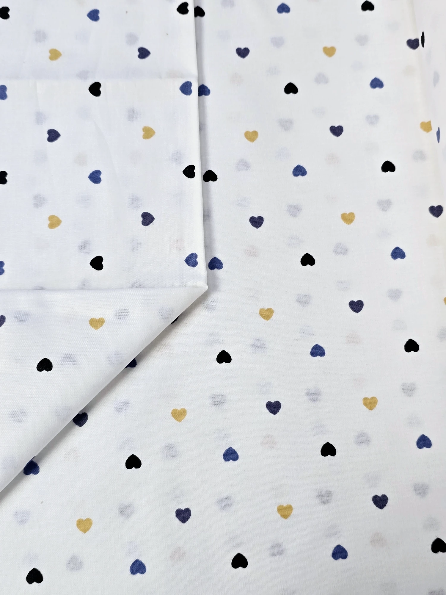 Bumbac lenjerie sau decor inimioare mici colorate