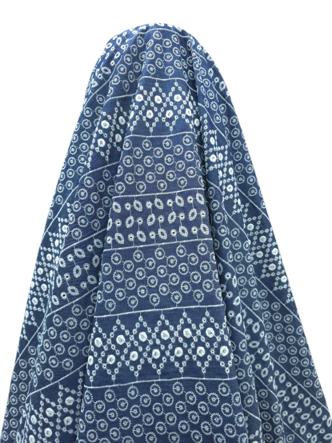 Material blug albastru inchis brodat