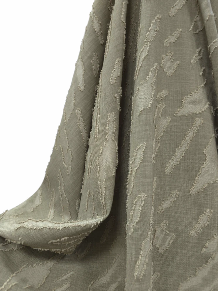 Tesatura tip in model jacqard bej inchis