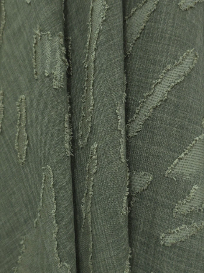 Tesatura tip in model jacqard kaki