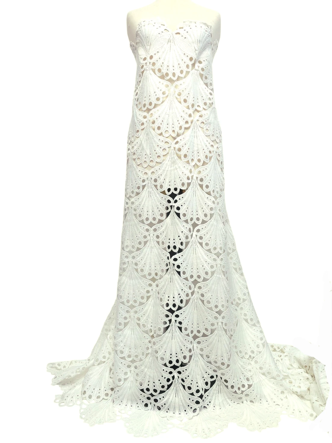 Broderie din bumbac premium crem cu model shell