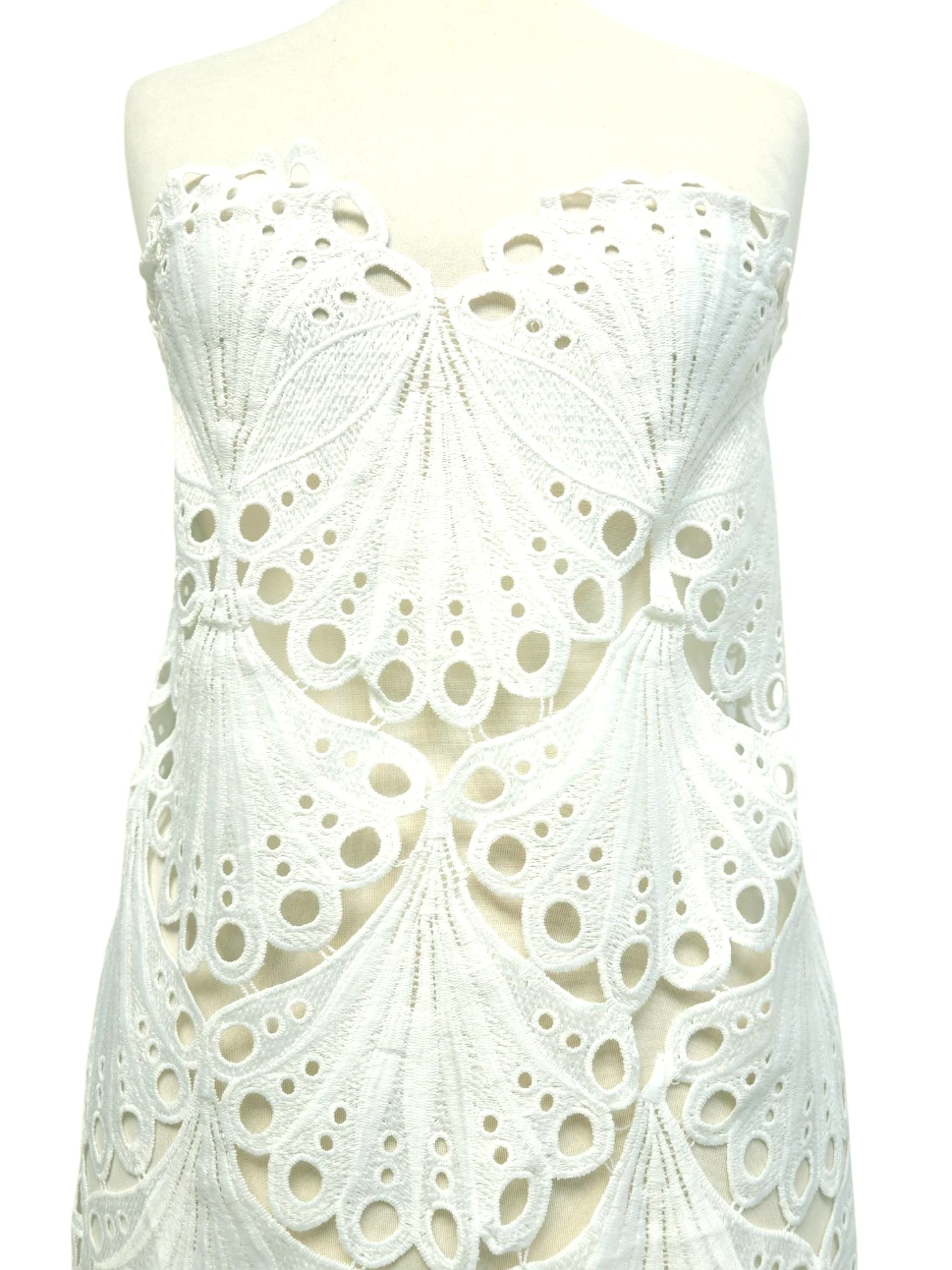 Broderie din bumbac premium crem cu model shell