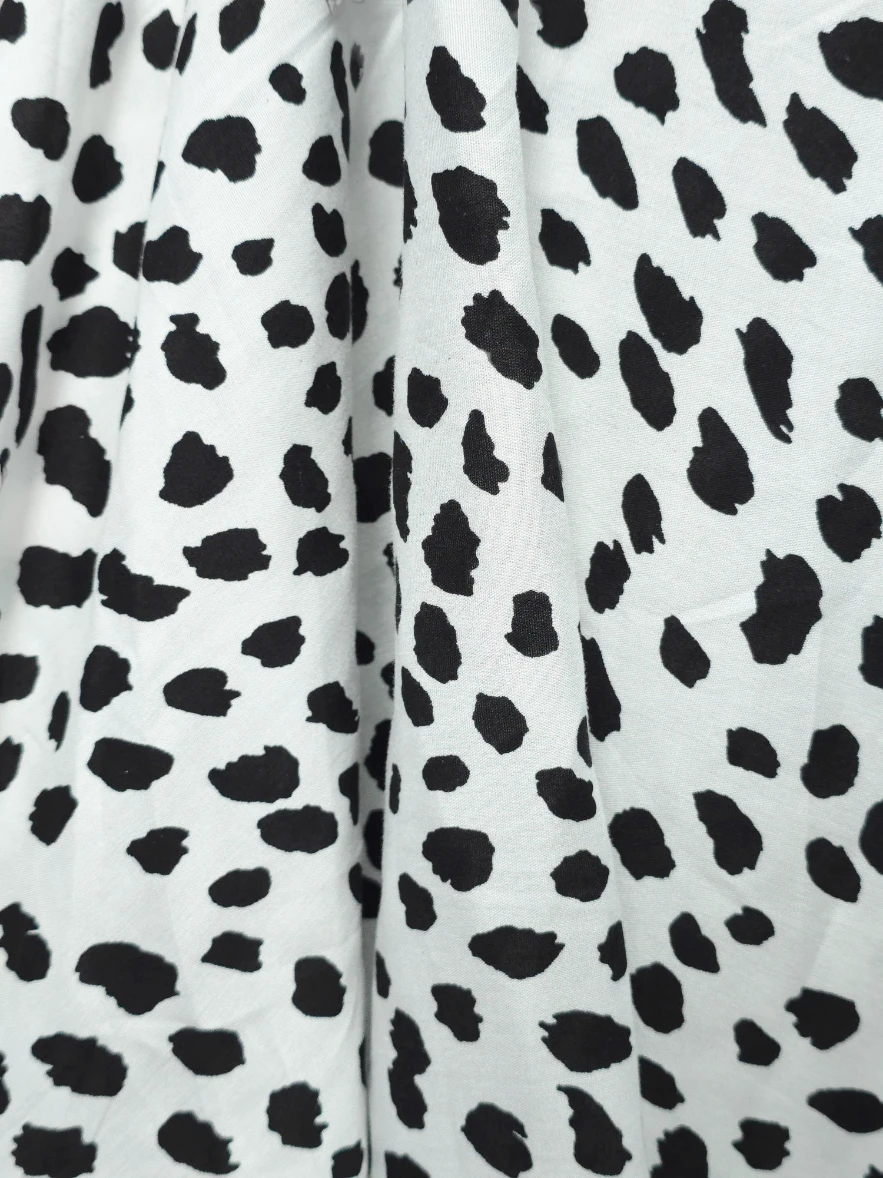 Vascoza animal print alb negru