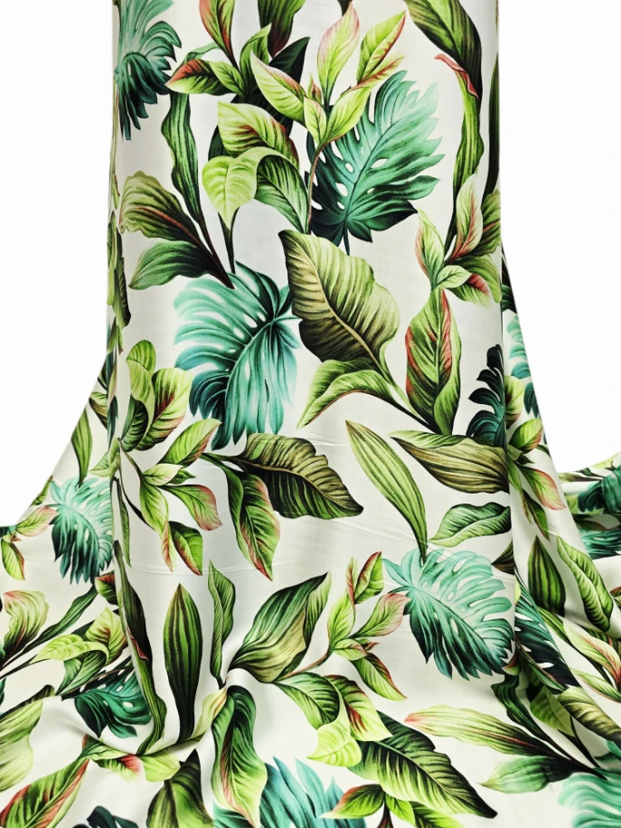 Țesătură din vâscoză imprimată cu motiv tropical