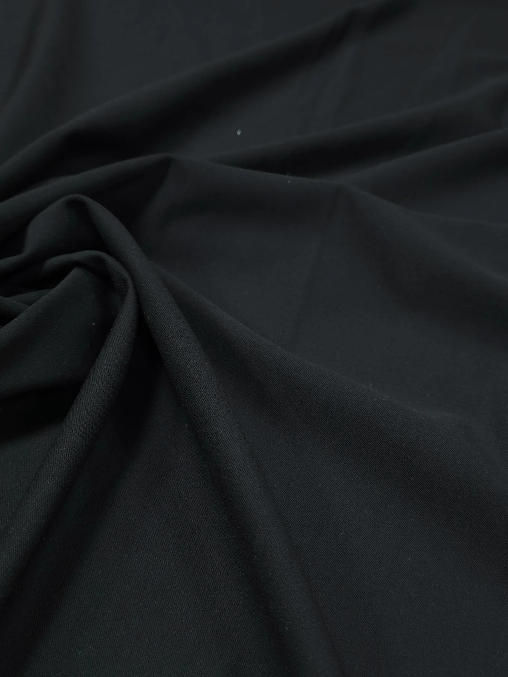 Stofa barbateasca elastica neagra