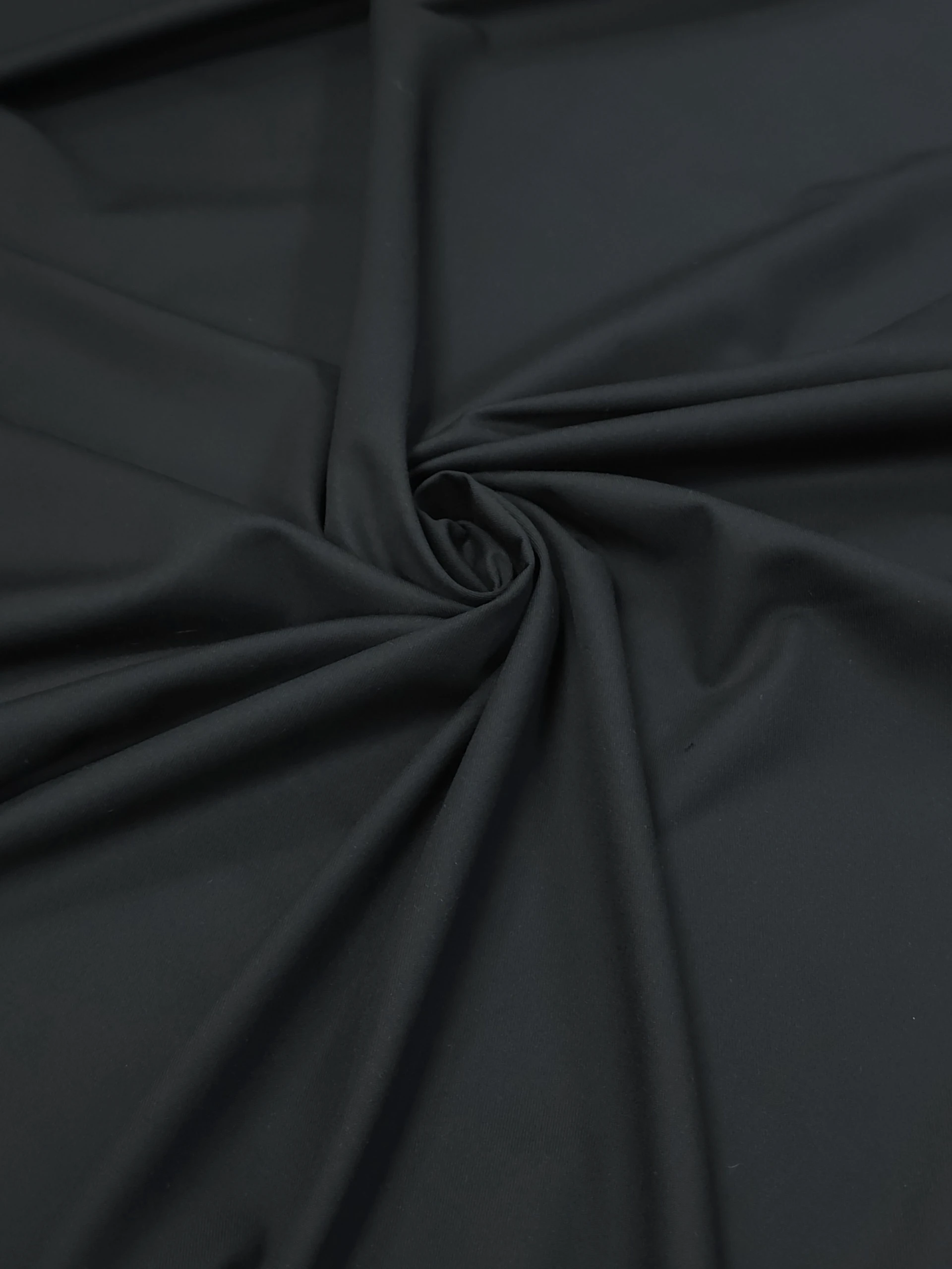 Stofa barbateasca fixa neagra