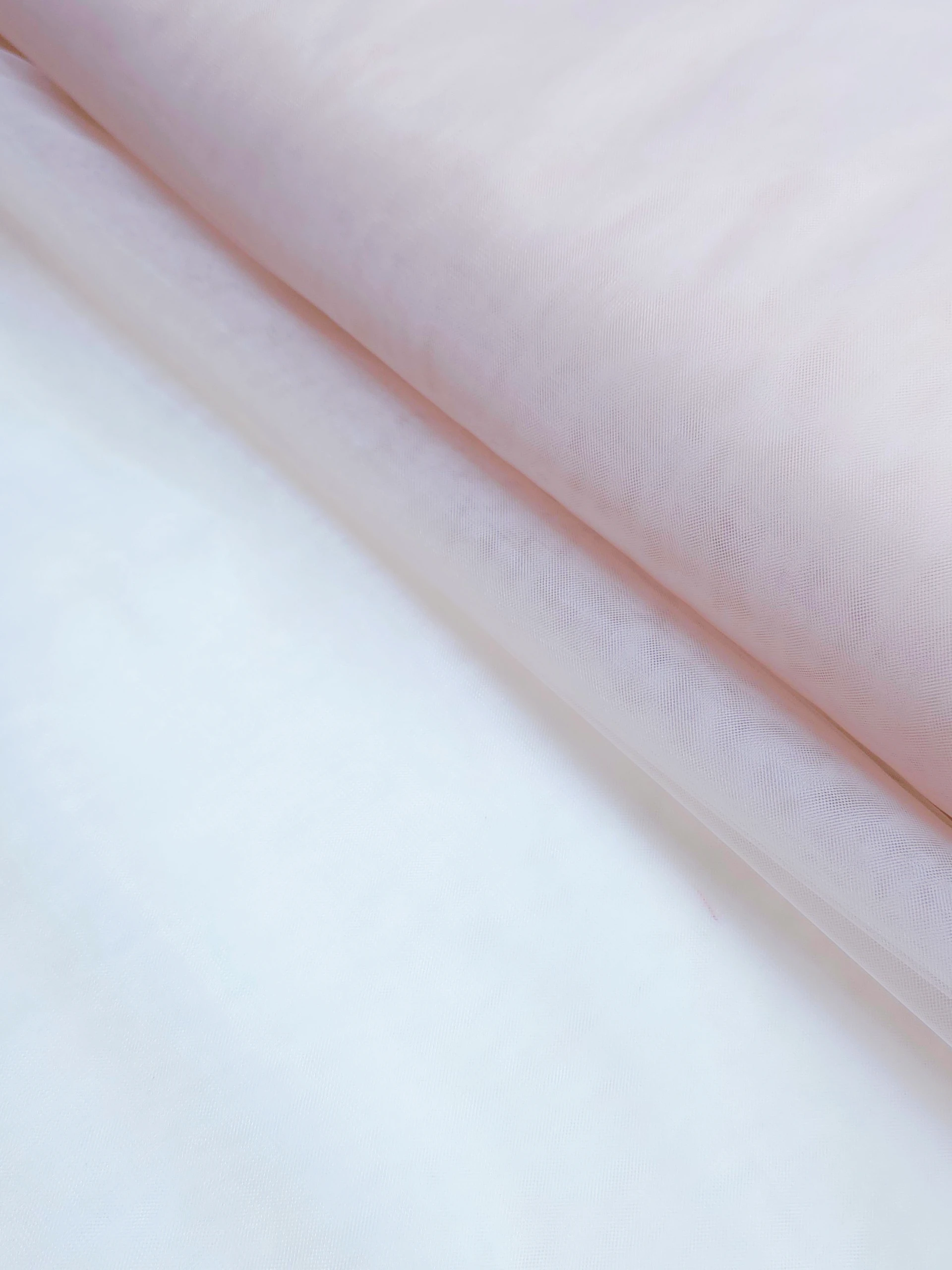 Tul elastic fin 3m lățime bej-roze