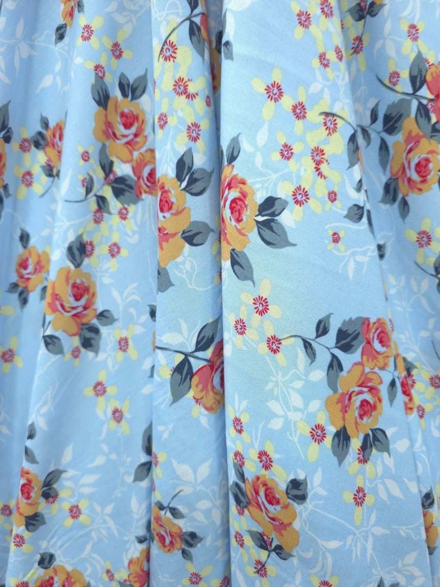 Vascoza cu Bumbac Imprimata Summer Roses